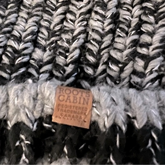 🔖 Roots Beanie - Picture 3 of 5